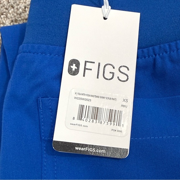 FIGS High Waisted Yola Skinny Scrub Pants - Picture 11 of 11